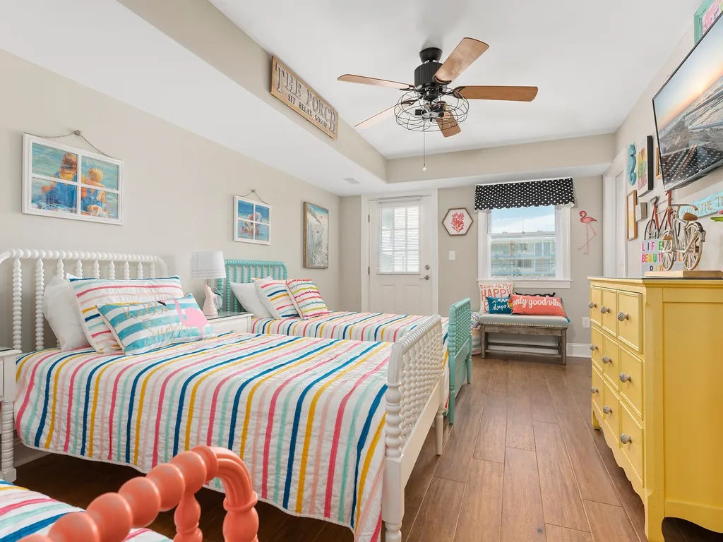 1st FLOOR BEDROOM