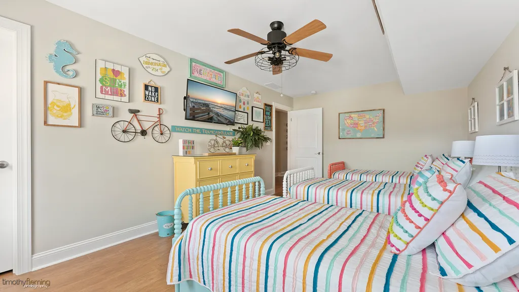 1st FLOOR BEDROOM