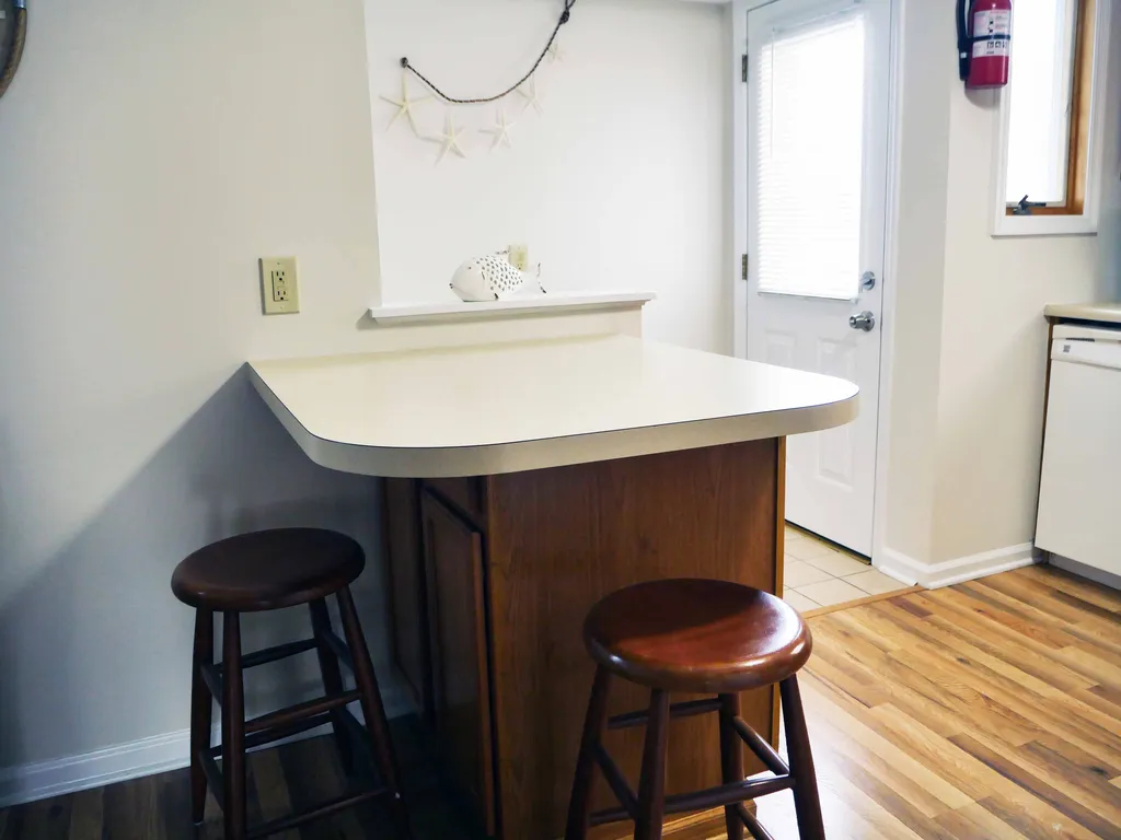 Kitchen counter with stools