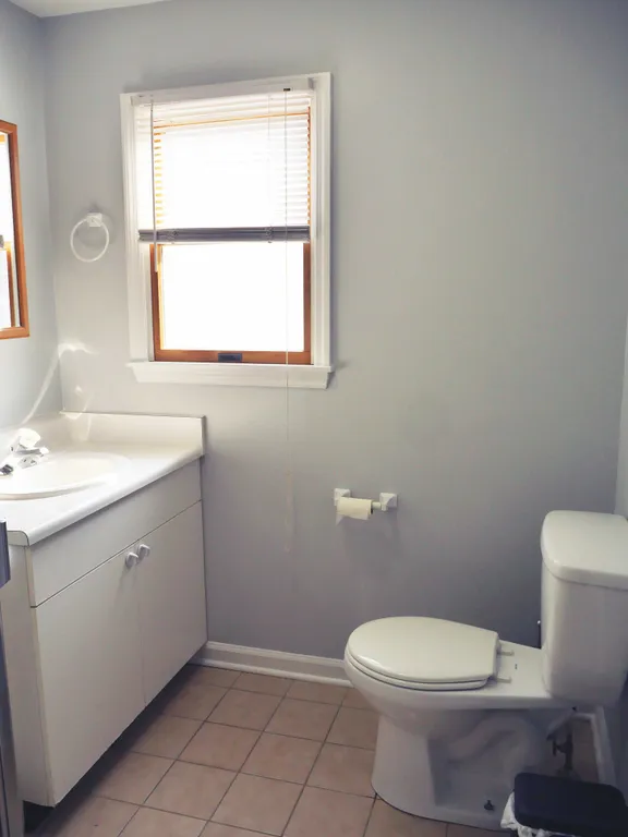 2nd floor bathroom with shower