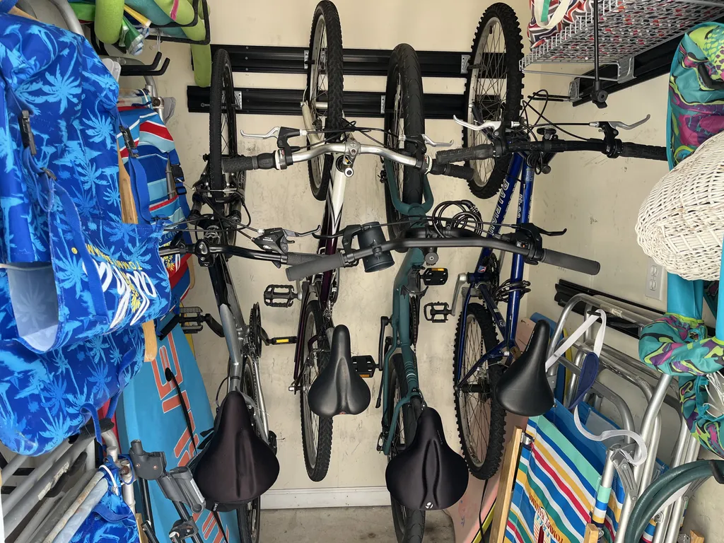 Storage unit