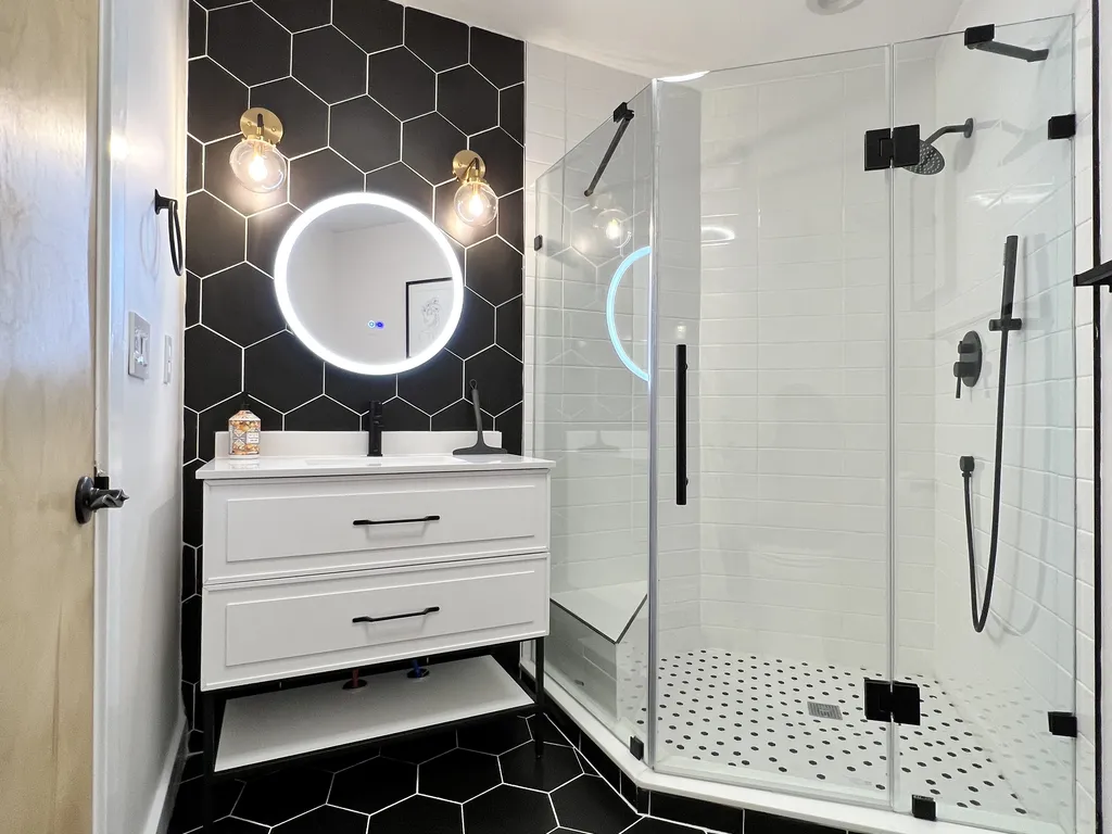 Guest Bathroom