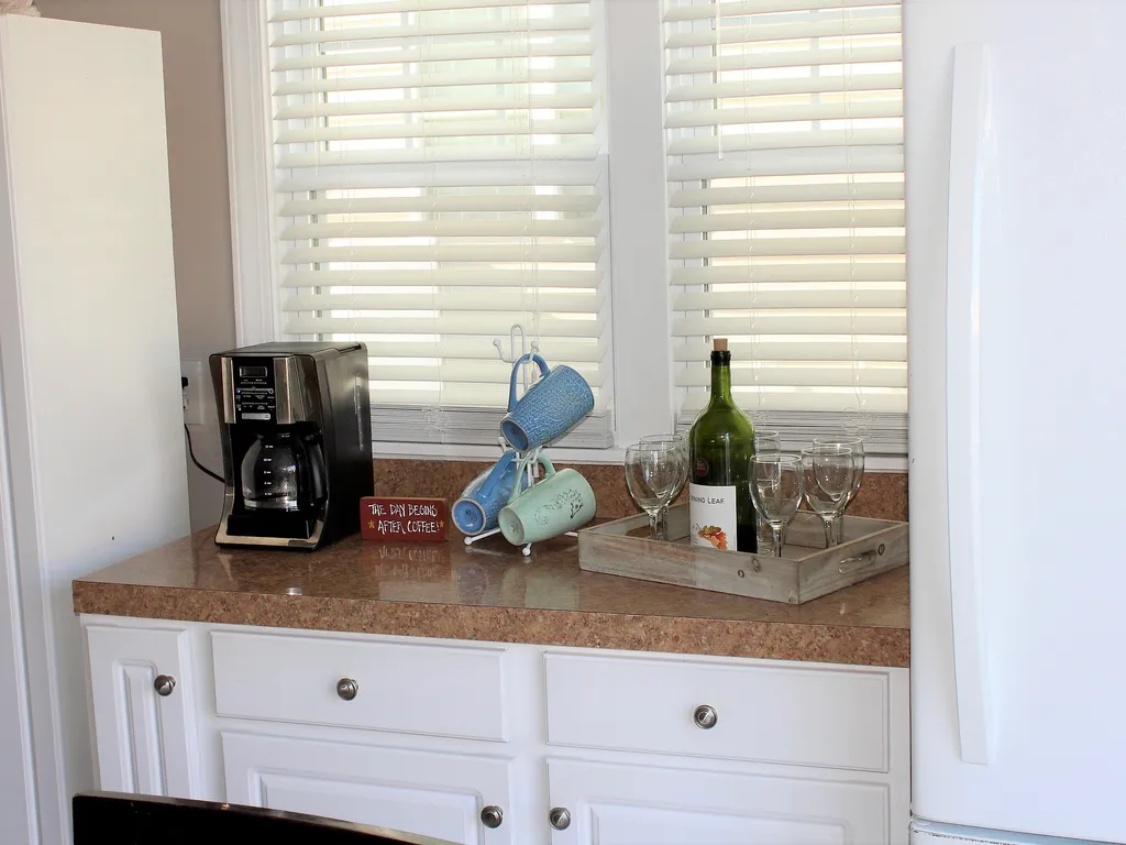 coffee/wine Bar