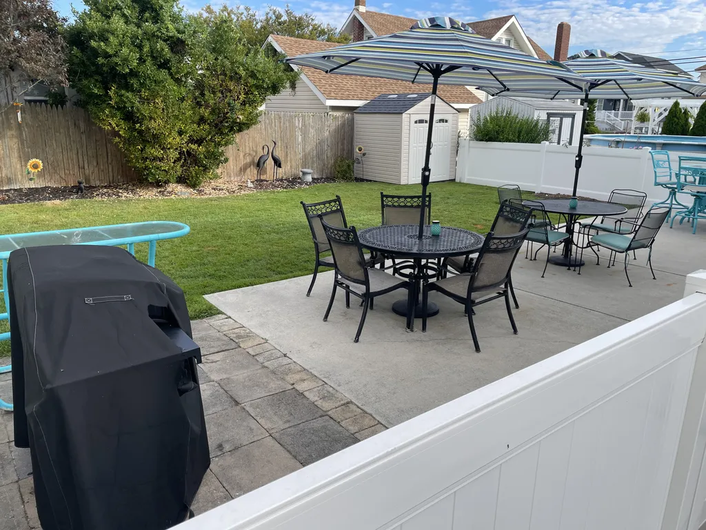 Fenced in Yard