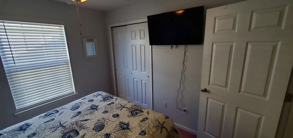 40 Inch ROKU TV
