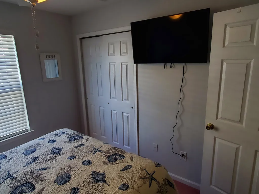 40 Inch ROKU TV