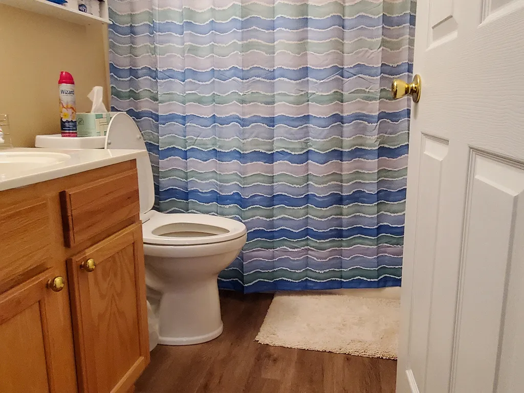 Master Suite Private Bathroom