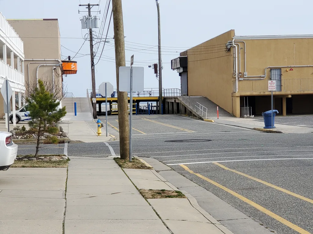 Just Steps from the Boardwalk &amp;amp; Beach