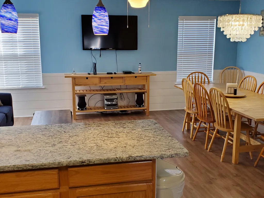 Dining/Family Room