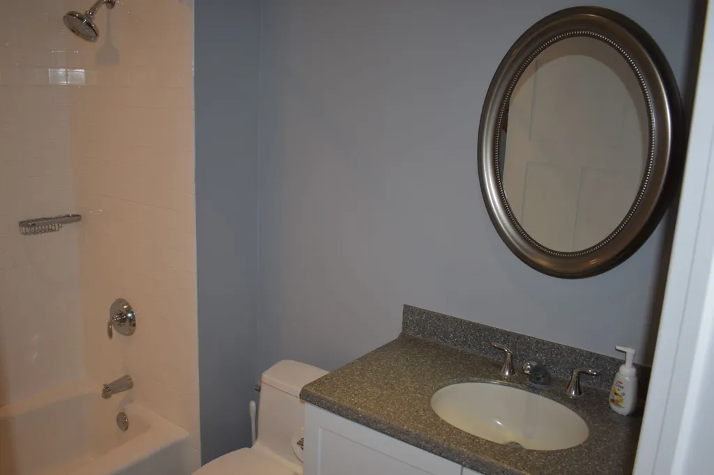 2nd Bathroom