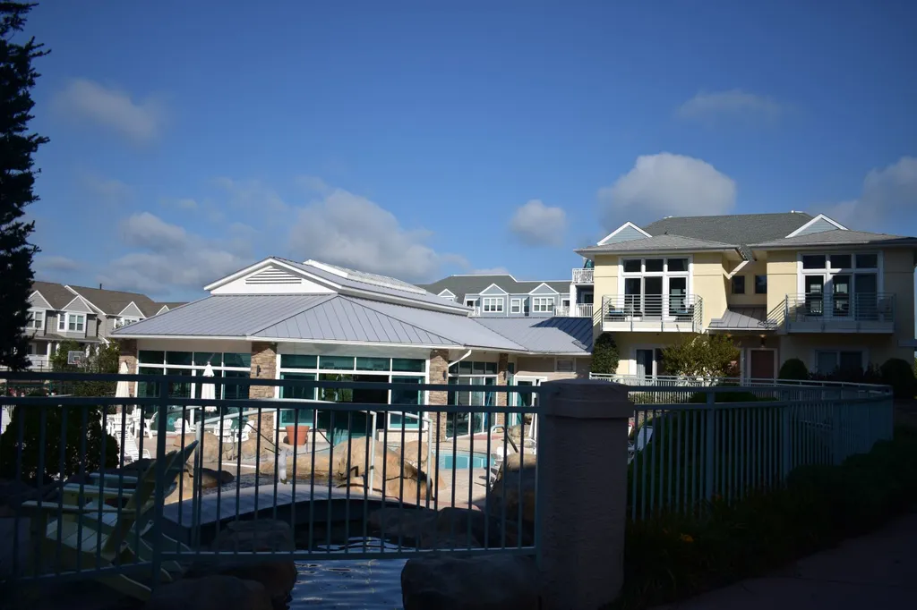 Front of IBIS 22