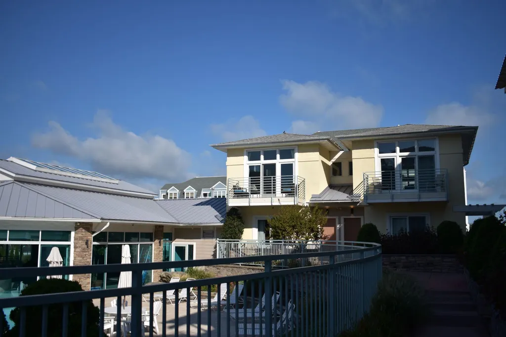 Front of IBIS 22