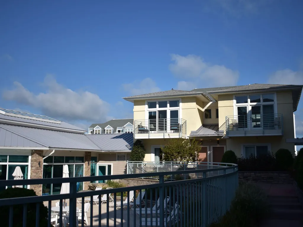 Front of IBIS 22