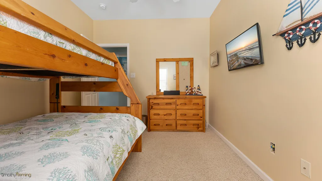 3rd bedrooms twin over full size 