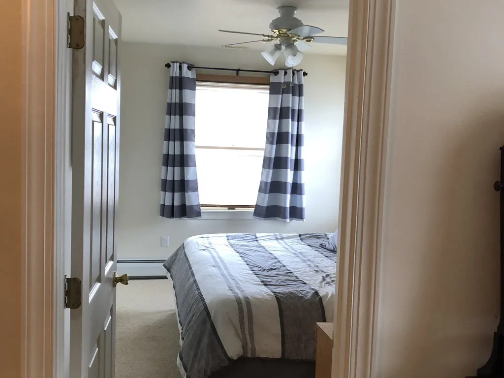Upstairs King BR