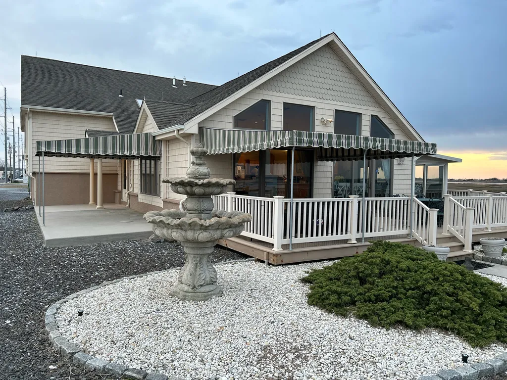 Outside with Canopies 