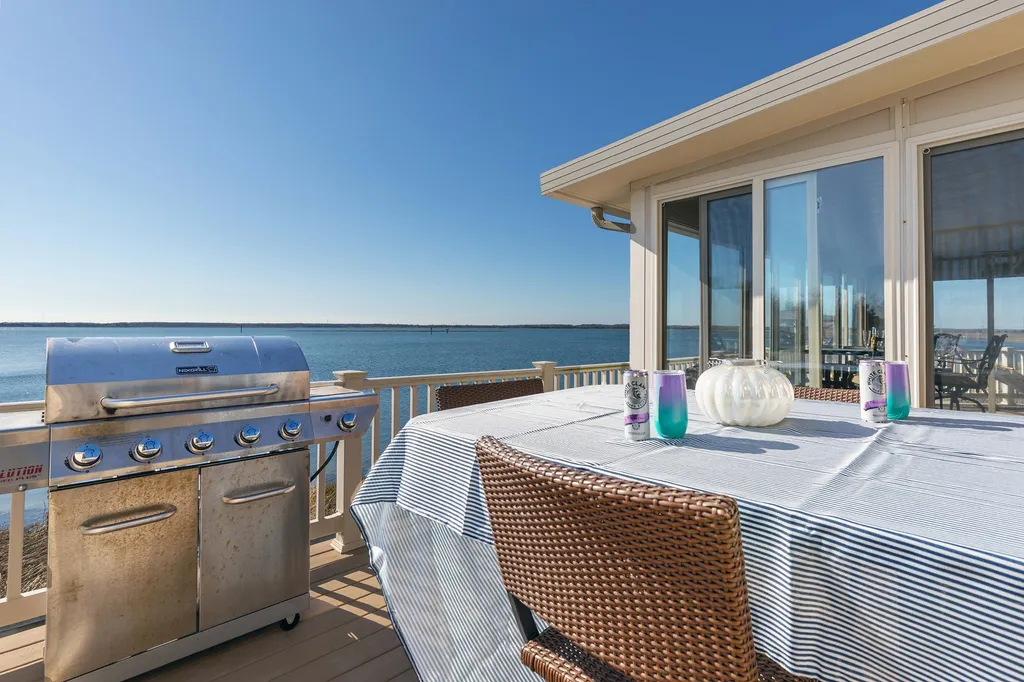 Grill on side deck perfect for sunset s