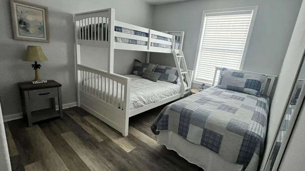 4th Bedroom (sleeps 4)