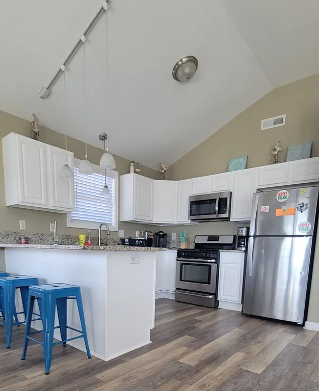 Kitchen with ice maker