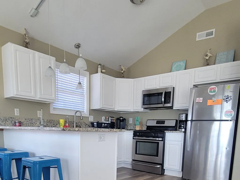 Kitchen with ice maker