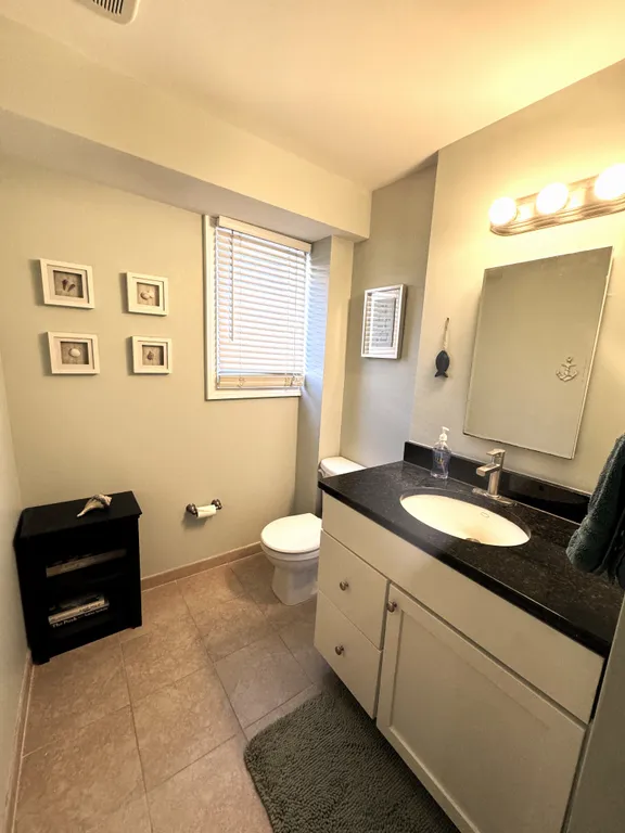 1st Fl Full Bath