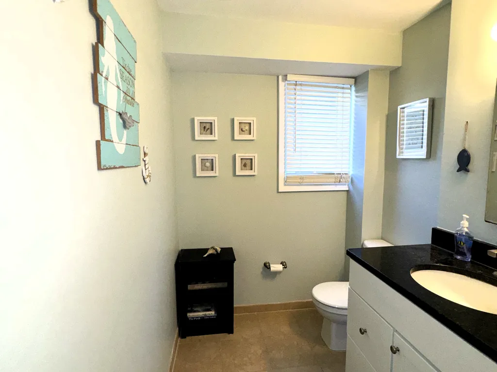 1st Fl Full Bath