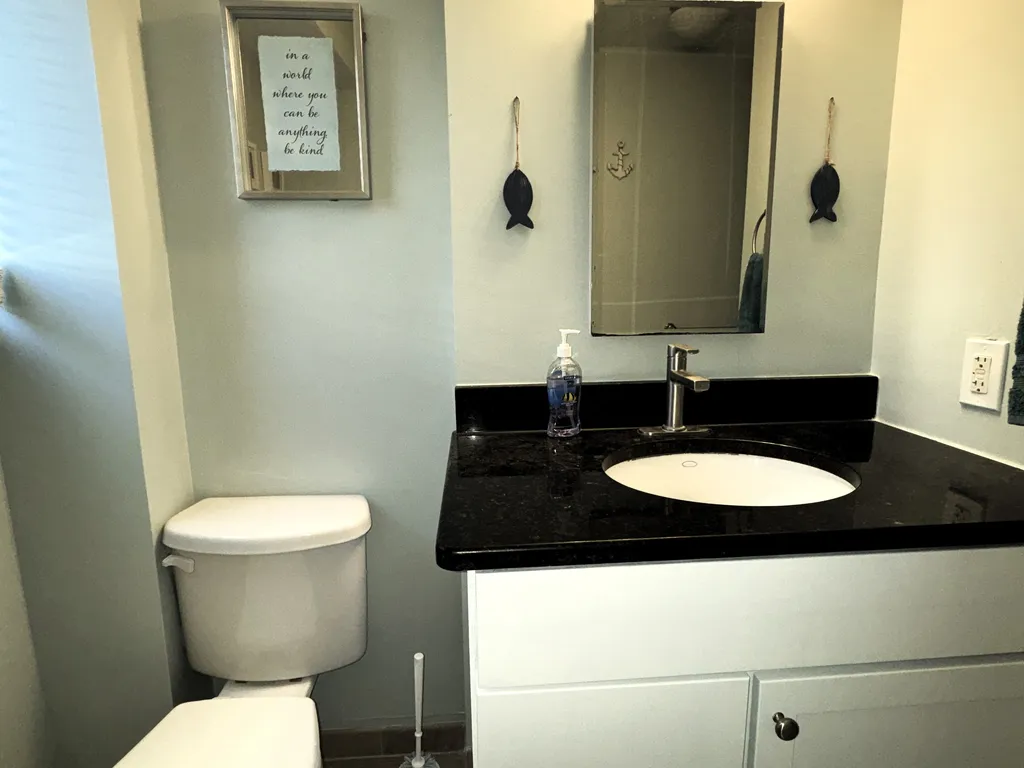 1st Fl Full Bath