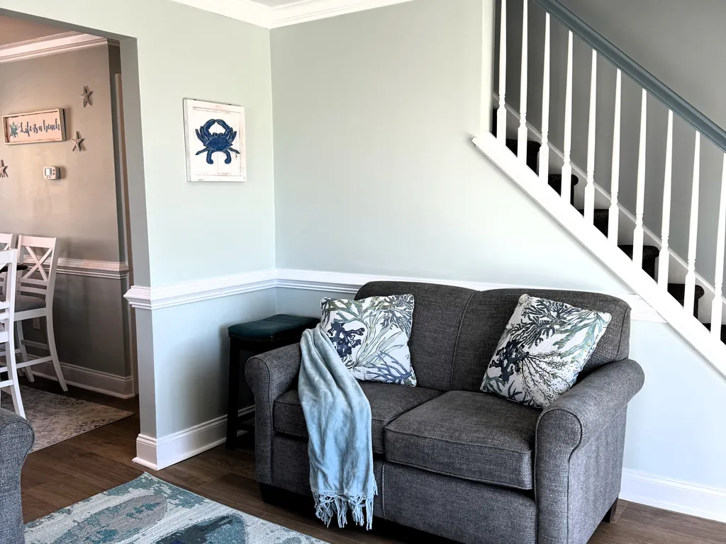 2nd Fl Family Room 