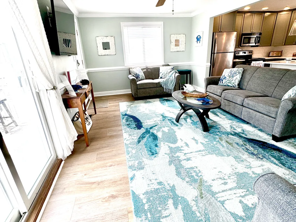 2nd Floor Family Room