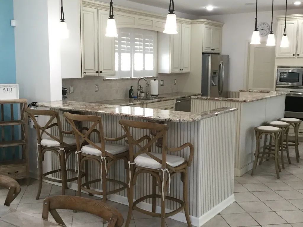 Kitchen with plenty of space! 