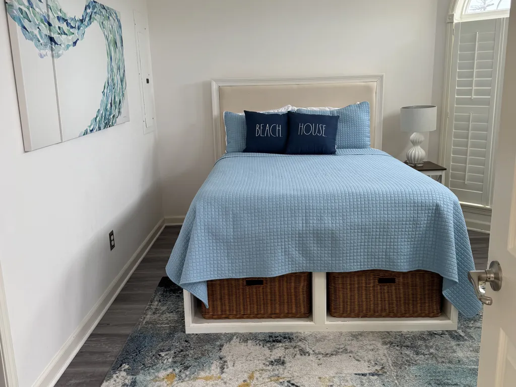 1st Floor bedroom
