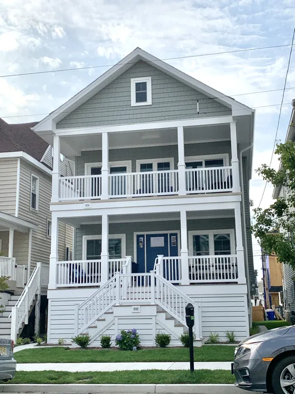 1234 Asbury Ave (2nd Floor)
