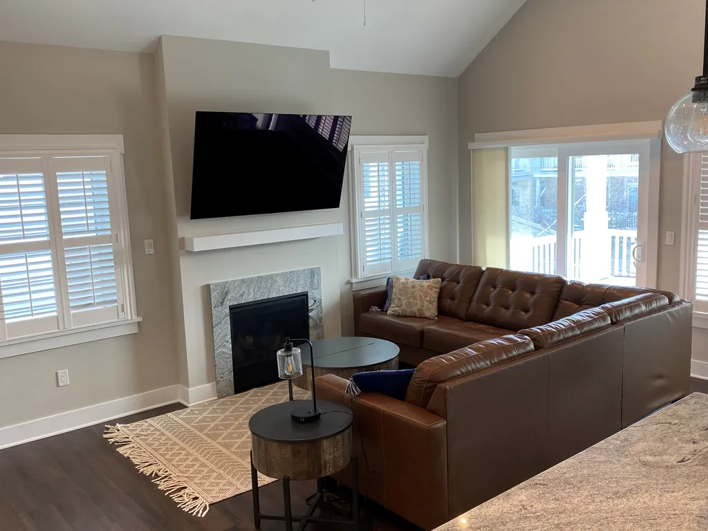 Living Room Smart TV and Gas Fireplace