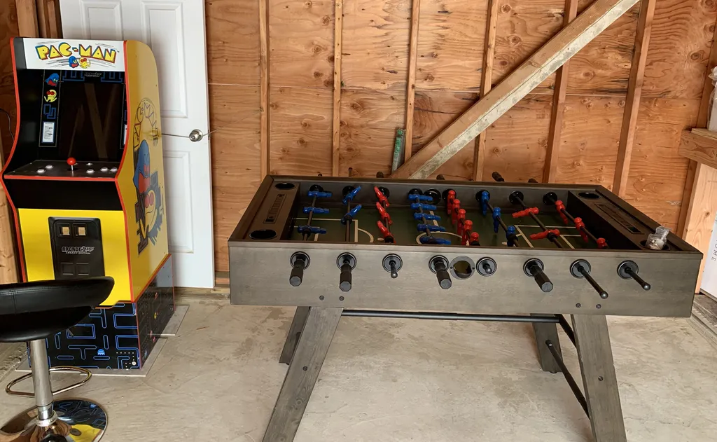 Arcade &amp;amp; table games