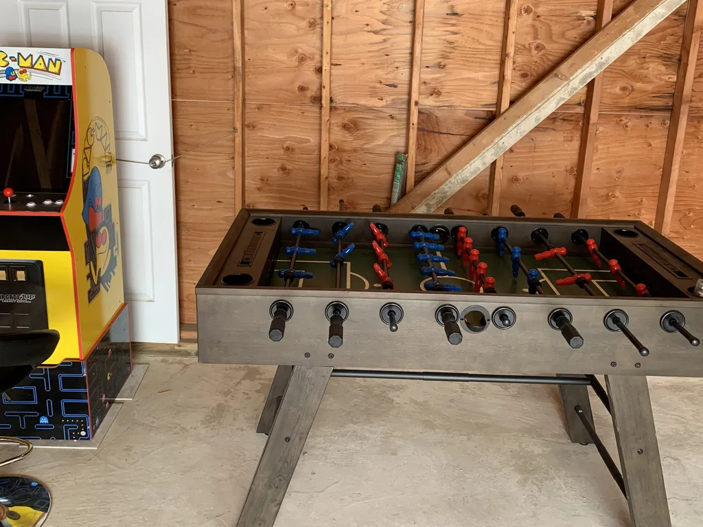 Arcade &amp;amp; table games