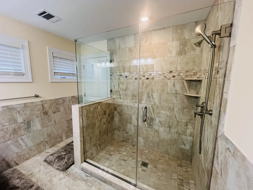 third floor master bath