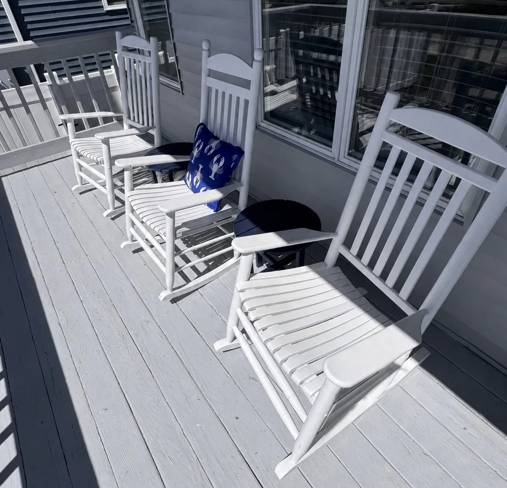 Shady Lower Deck