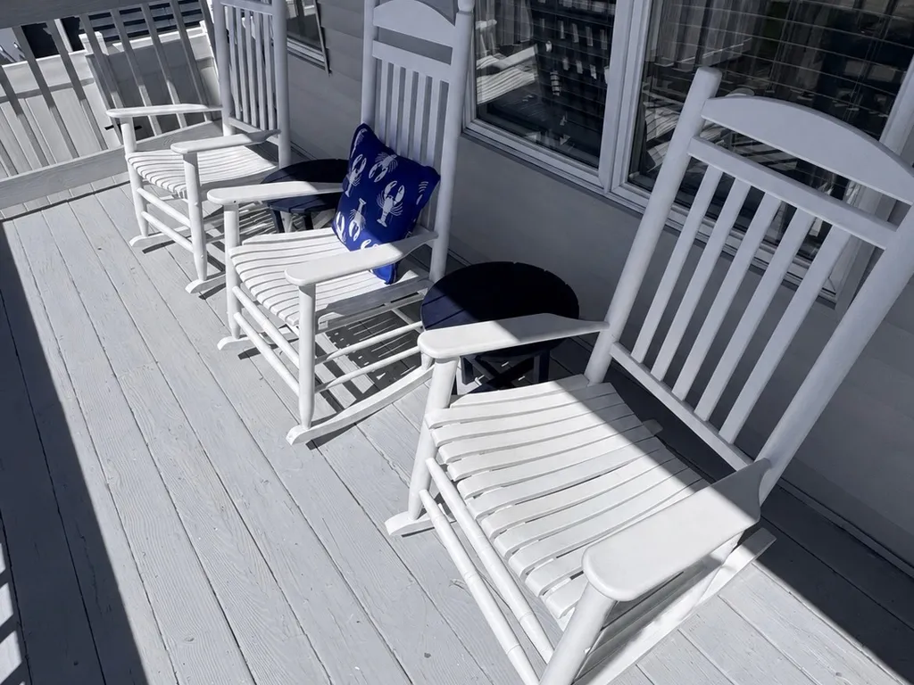 Shady Lower Deck
