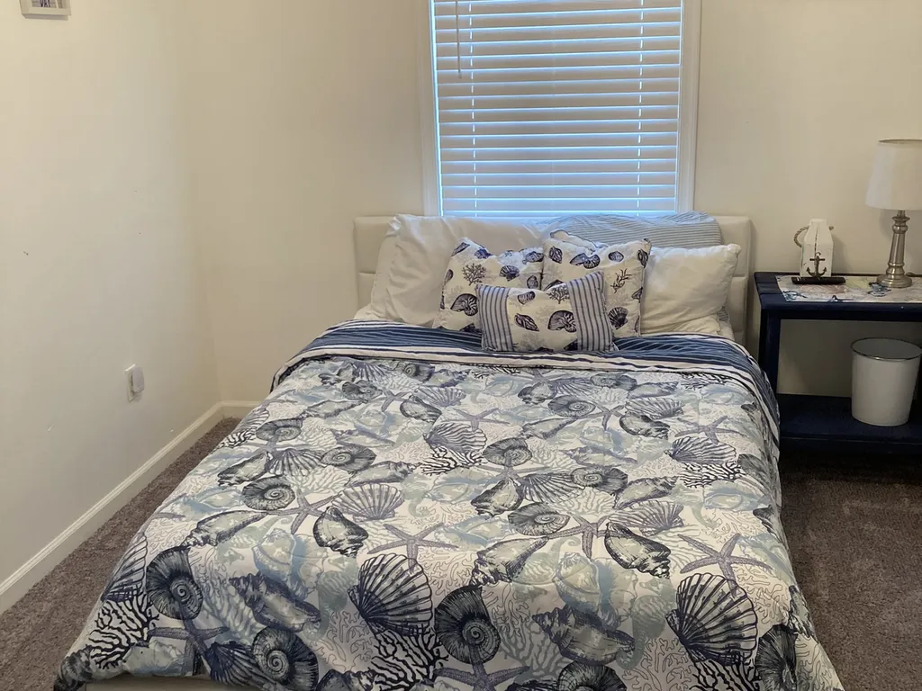 Second bedroom
