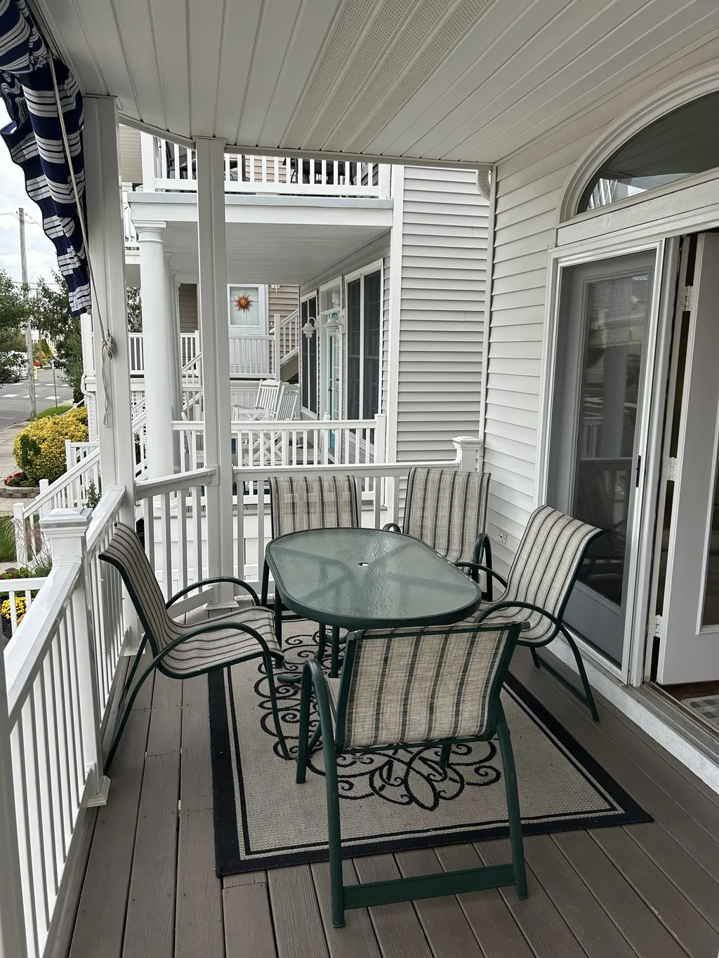 Front Deck North 