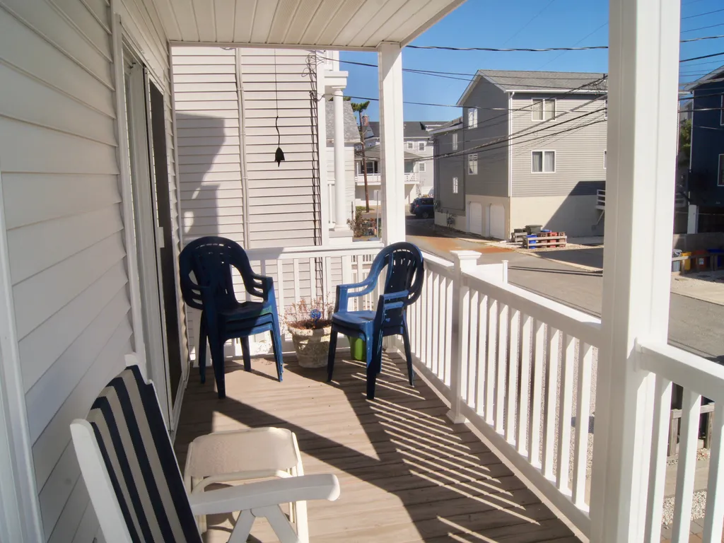 Rear Deck North