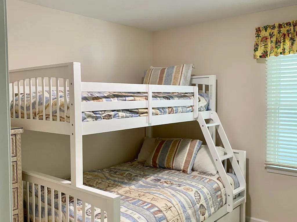 3rd Bedroom w/Trundle Bed