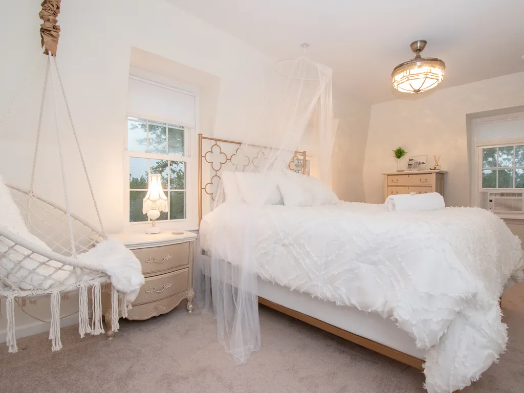 Bedroom 8: Maratea Suite