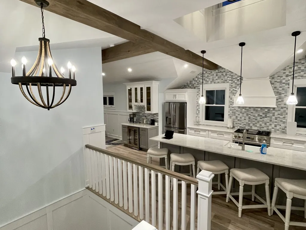 Kitchen Island/Coffee Bar