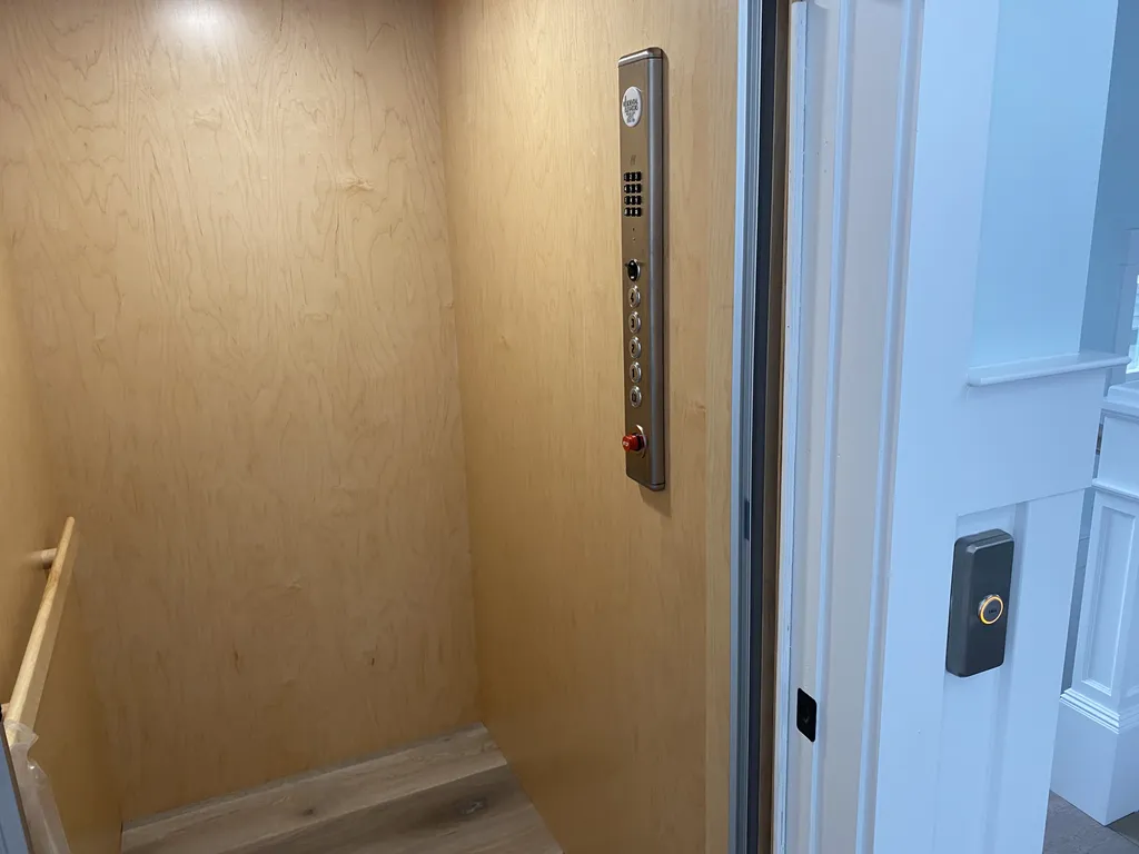 ELEVATOR