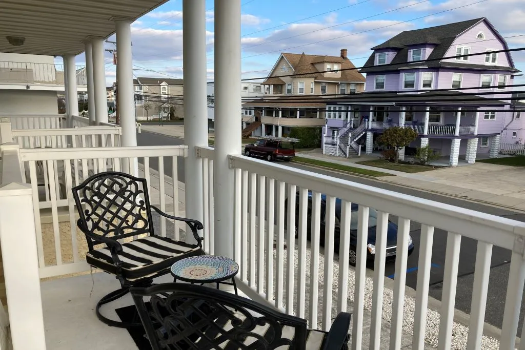 1st Floor Deck