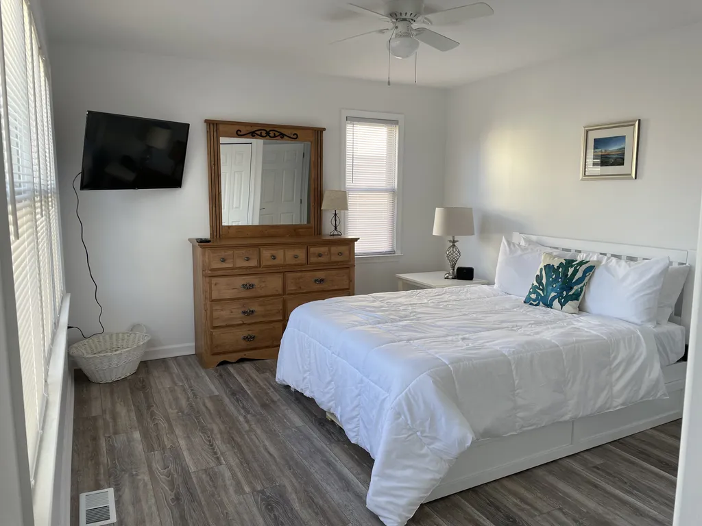 Ensuite Bedroom Queen 