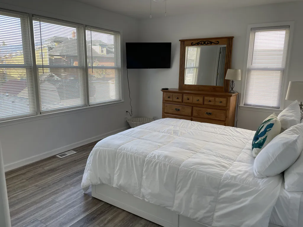 Ensuite Bedroom Queen