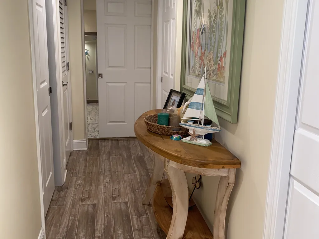 Hallway to bedrooms &amp;amp; bathrooms
