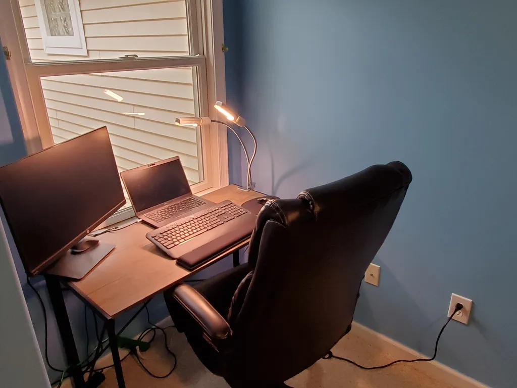 Office Space in Third Bedroom